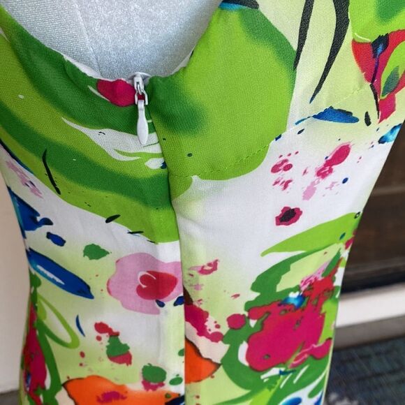 Size med bright water color print maxi dress - Picture 6 of 11